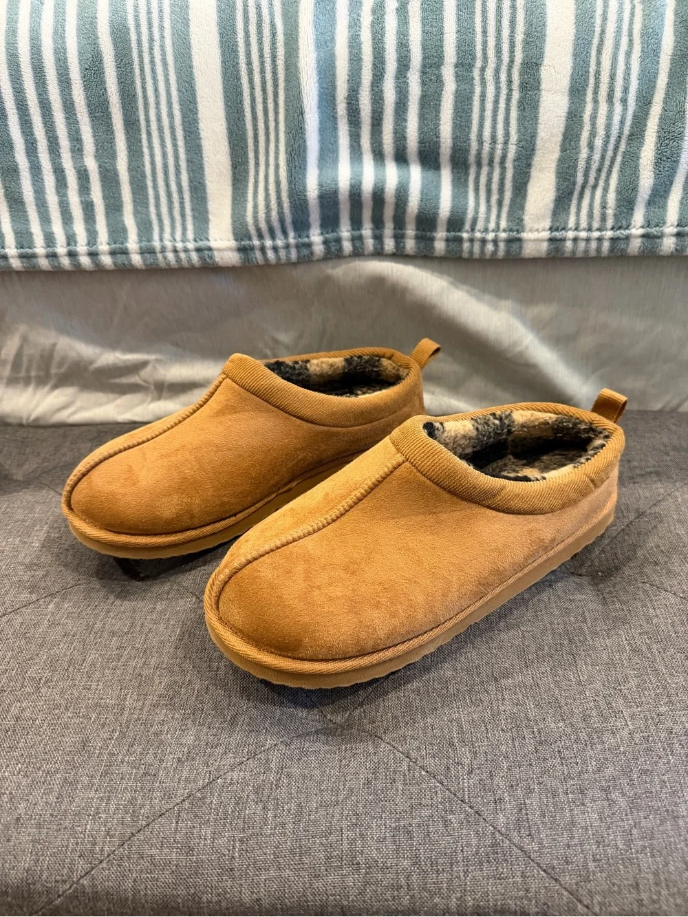 Wonder Nation Kids Cozy Slip-On Slippers in Camel Brown